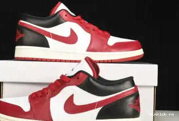 Black Toe Jordan 1  Low Retro Reverse 0423